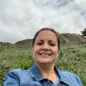 Meet your Posher, Laurie